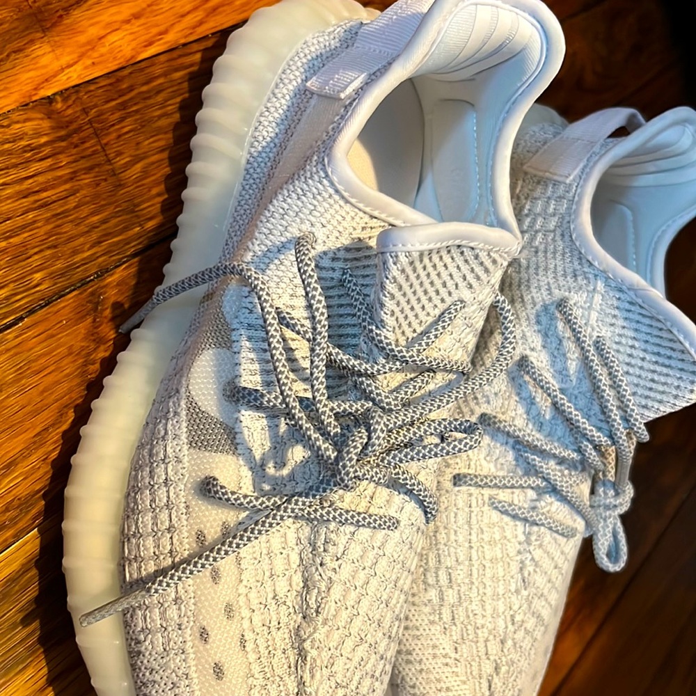yeezys